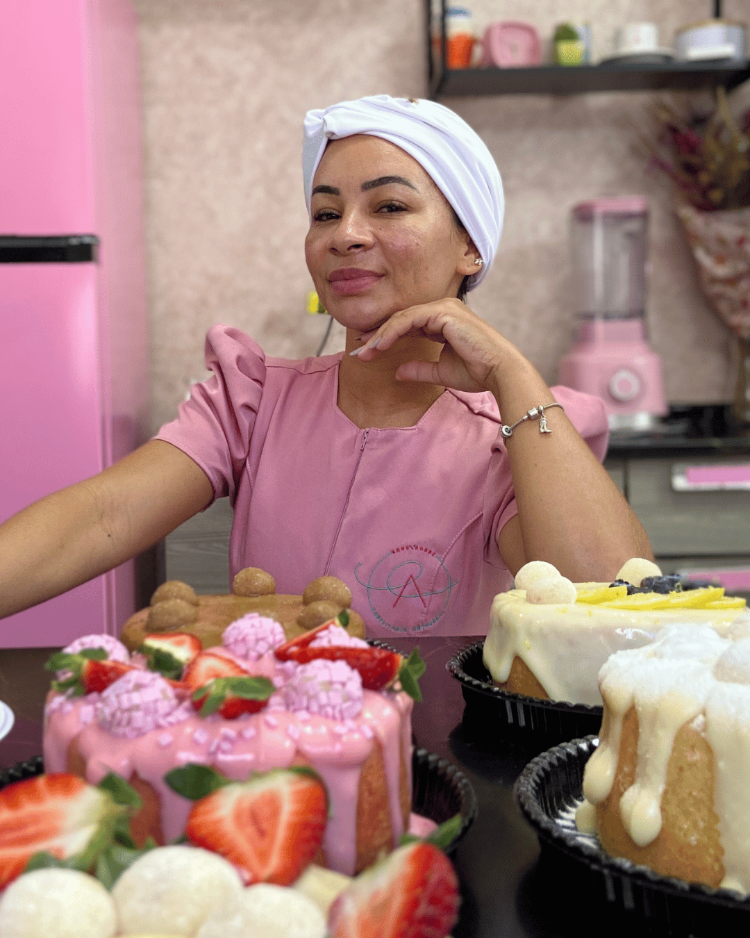 Anna Nobre — confeiteira e criadora do curso Do Zero ao Lucro com Caseirinhos